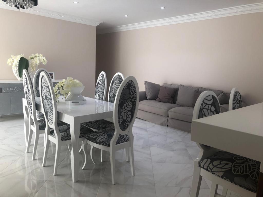 Luxurious Apartment In Javea With Private Swimming Pool&Garden ภายนอก รูปภาพ