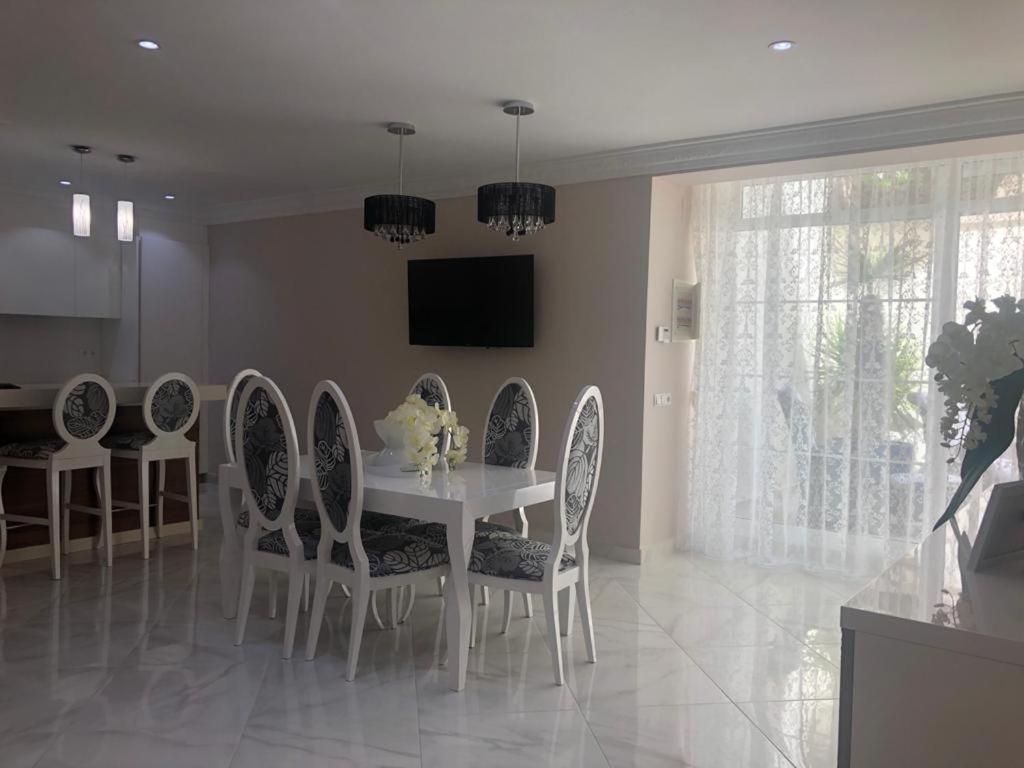 Luxurious Apartment In Javea With Private Swimming Pool&Garden ภายนอก รูปภาพ
