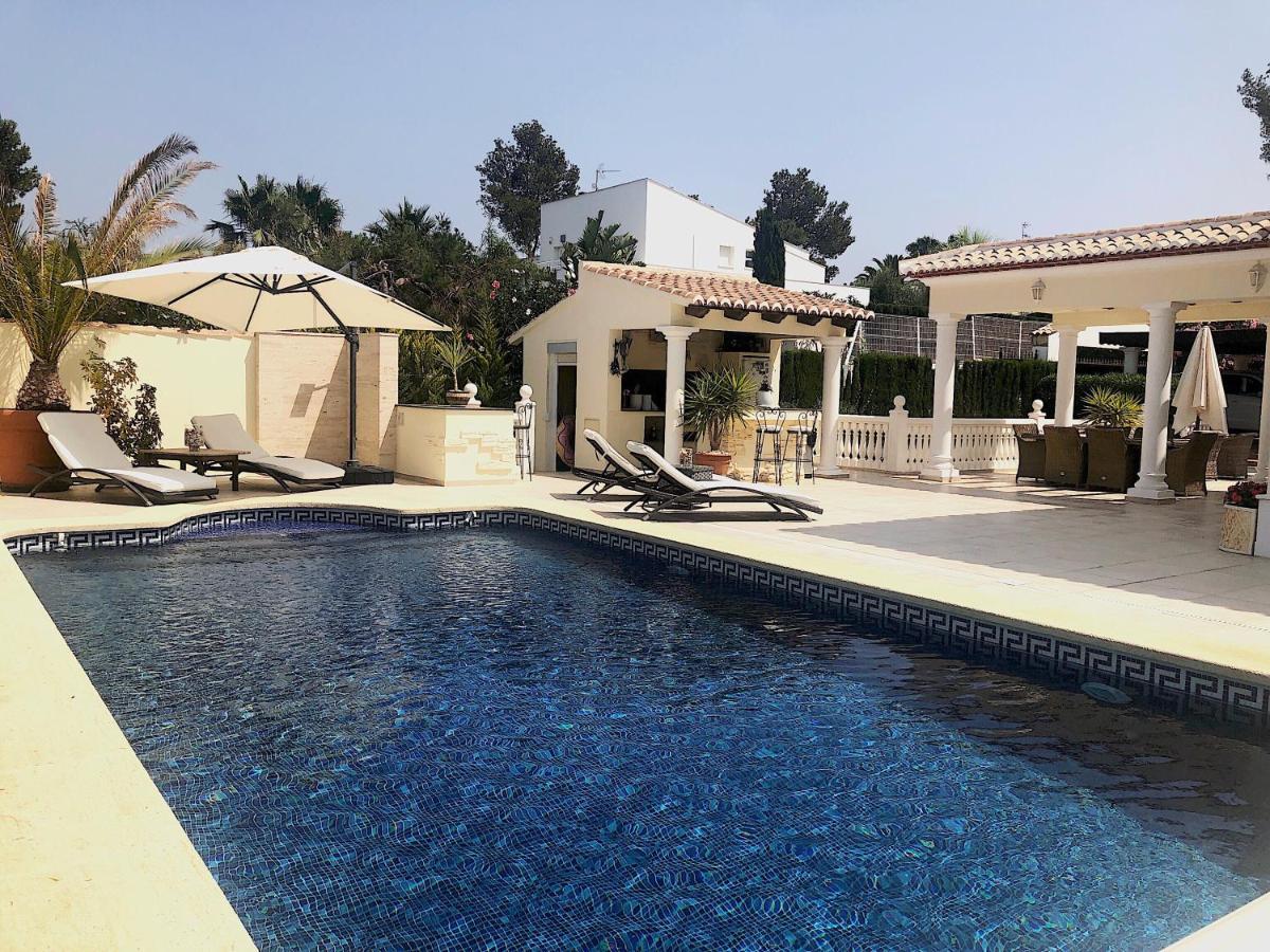 Luxurious Apartment In Javea With Private Swimming Pool&Garden ภายนอก รูปภาพ